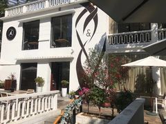 -Mark&Mars Restaurant