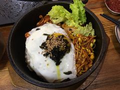 鱿鱼石锅拌饭-小本家炭火烤肉(西安总店)