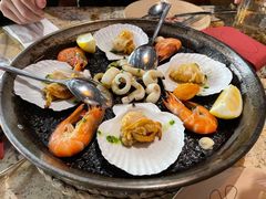 墨鱼汁海鲜饭-BROWNSTONE布朗石西班牙餐厅(富城店)