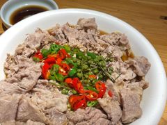 鲜藤椒煮肥牛-一轩饺子馆(丽都店)
