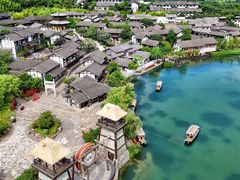 -茅山东方盐湖城景区