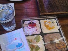 -山与蓝·轻糖鲜果蛋糕(勒泰店)