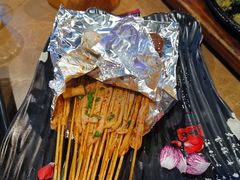 -何师烧烤Pro ·江湖川菜·小龙虾·精酿(太古里旗舰店)