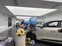 -智己汽车北京丰台用户中心