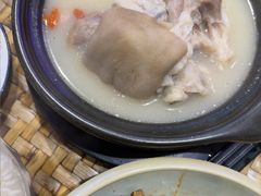 -爆炸头阿姨小四川正宗川味小吃(无任何分店)