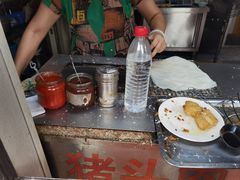 -老汪猪头肉春饼店