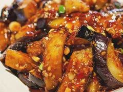 油焖茄子-上海外国语大学-附中食堂