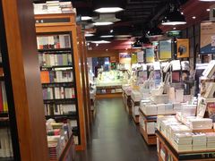 -西西弗书店&矢量咖啡(壹方购物中心店)