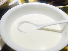 -丝路天山酒店(国际大巴扎店)