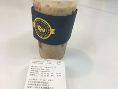 -全家便利店(洛川东路店)