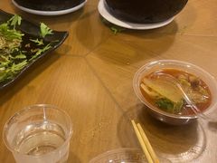 -三鞭一花·独一处·元英砂锅(海光寺店)