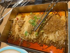 -街角等你.大连海鲜烧烤.经典铁板海鲜串(西安路店)