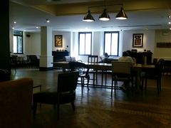 大堂-星巴克臻选(广州沙面店)