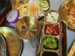 -胡悦里韩式烤肉(芝罘万达广场店)