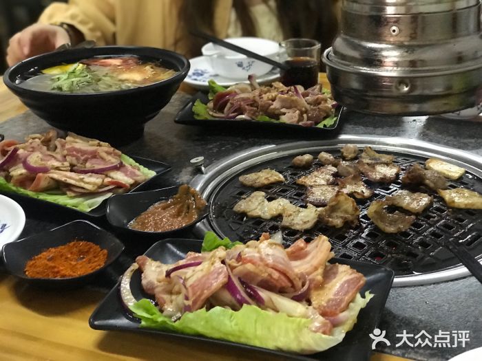 星火东北碳火烤肉(华大店)图片