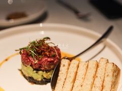 牛肉塔塔配牛油果黑橄榄酱-Solo(衡山路店)