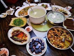 满汉全席-八仔大富楼·河鲜(西江店)