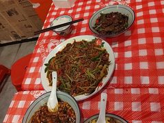 -荆九爷爆炒桥头三嫩(云南北路店)