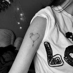 -SNOW TATTOO STUDIO