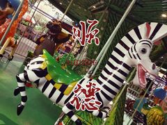 -顺德大良半月城游乐场