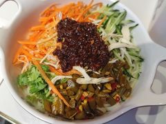 -沁麦源过桥米线(总店)