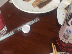 -溢心园香河肉饼总店