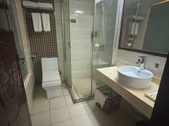 -维也纳酒店(罗湖口岸国贸东门店)