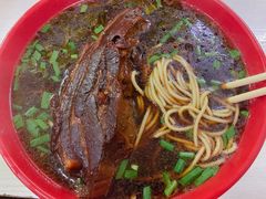 -小龙大肉面馆