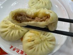 招牌猪肉大葱包-陈寔包子王·卤煮小肠·京味小吃(龙潭店)