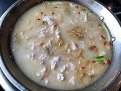 -老来福·非遗酸汤兔(凯旋路店)