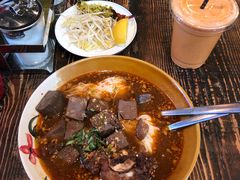 -Show Neua Thai Street Food