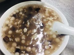 -芳婆糕团店(王府大街店)