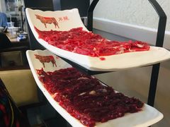 -左庭右院鲜牛肉火锅(金山万达店)
