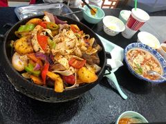 -撒拉人家.酸菜牦牛肉火锅