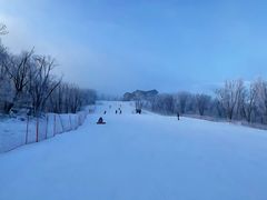 -中旅松花湖滑雪场