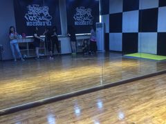-零下舞度·街舞连锁机构(直沽校区)