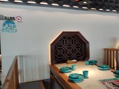 -荷塘秋月·本帮江浙菜(国权路店)