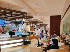 -怡咖啡海鲜自助餐厅(浦东香格里拉店)