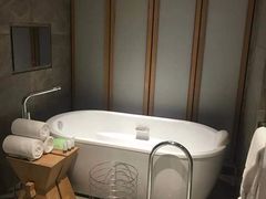 -重庆解放碑威斯汀酒店