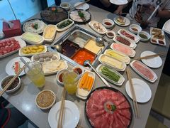 -海底捞火锅(新松江路生日主题店)