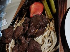 -穹六人间 people 6(岳阳路店)