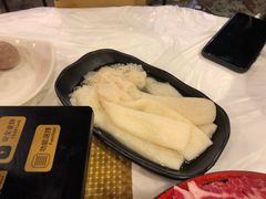 竹荪-鲜入围煮花胶鸡海鲜火锅