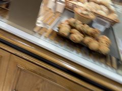 -汉柏麦香德国面包房(海信店)