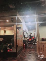 -镁连社·美联社