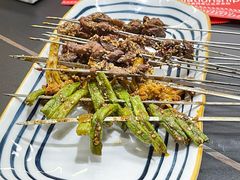 -许哥东北烧烤·铁丳烤串·宫后夹肉(繁花中心店)