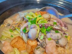 -五谷丰登农家院·地道胶东菜·海鲜烧烤(威海店)