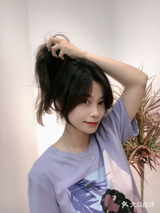 BULB STUDIO 巴柏明星发型工作室(世纪都会店)图片