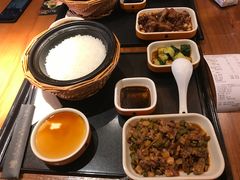 -谷田稻香·砂锅菜(元洪店)