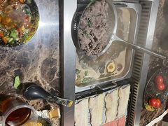 -牛里牛气· 榴莲海鲜鲜牛肉自助火锅·烤肉(横岗店)