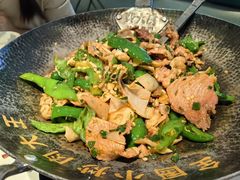 -费大厨辣椒炒肉(黄兴中心广场店)